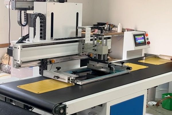 機器視覺的工業(yè)控制面板絲印應(yīng)用