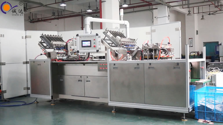 CD600型自動(dòng)吸卡包裝機(jī)